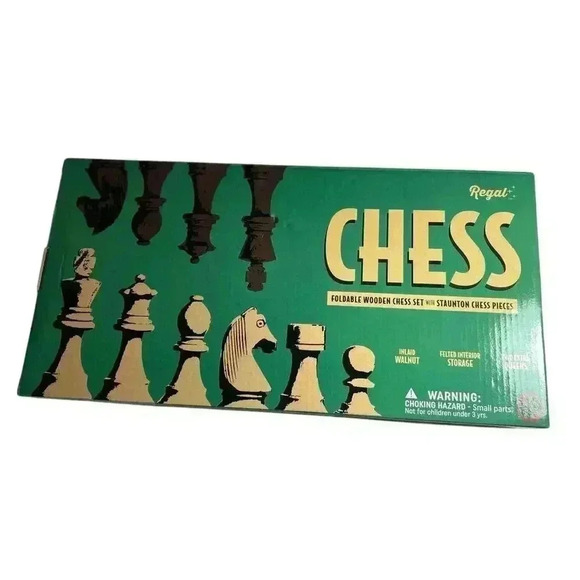 Wooden Chess Set - 2 Extra Queens, Folding Board Regal Games 15 Inch NEW In Box - Picture 3 of 8